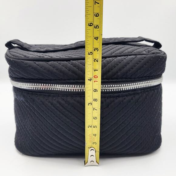 Aimee Kestenberg Black V Shaped Chevron Pattern Zip Around Cosmetic Make-up Bag - Picture 9 of 10